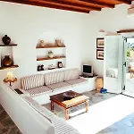 Agkeria Great Feeling House